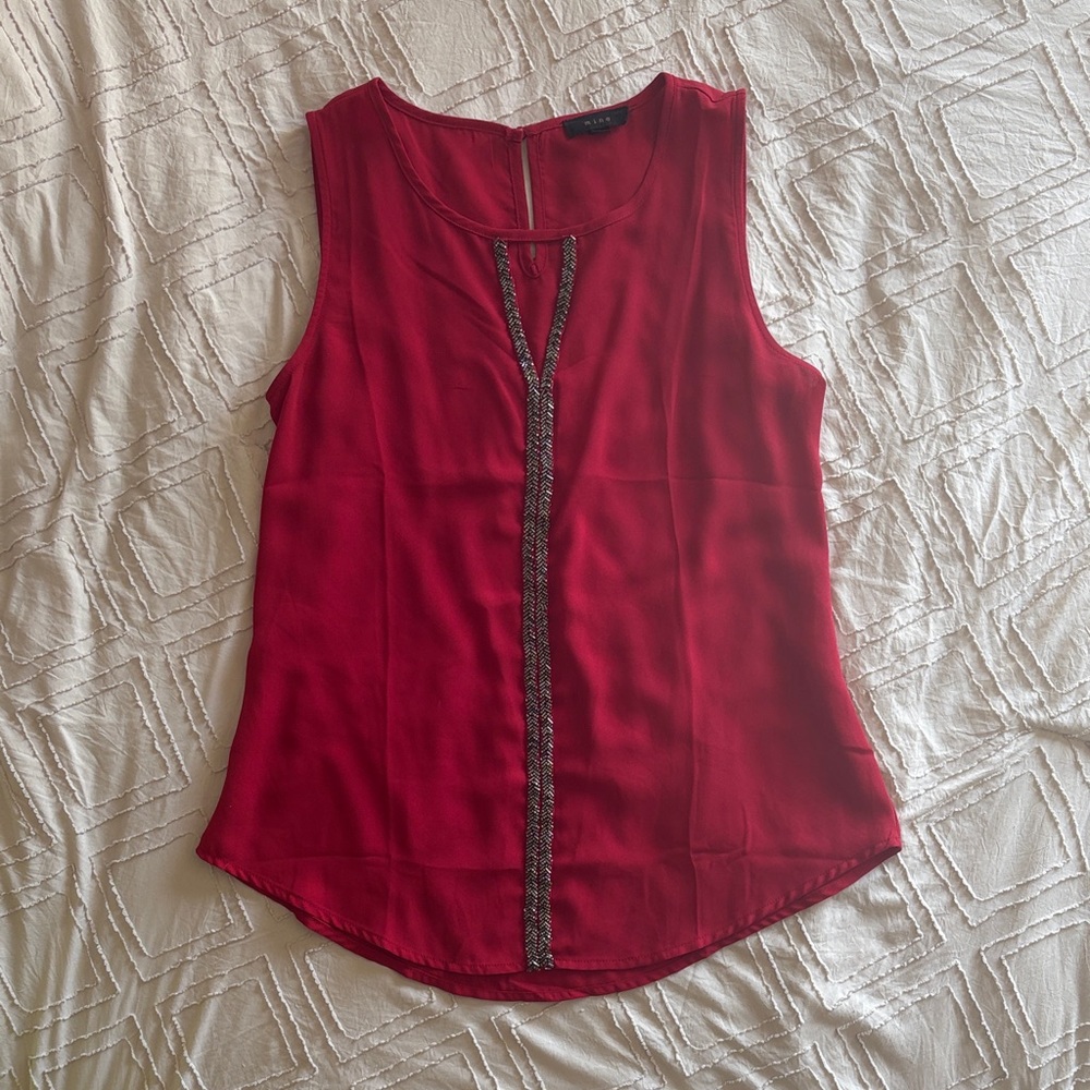 Mine Red Sleeveless Blouse with Silver Accent